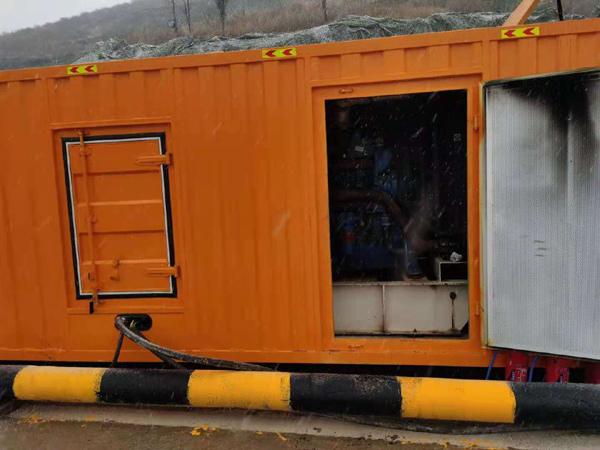 雨城发电机出租 发电机的工作原理介绍
