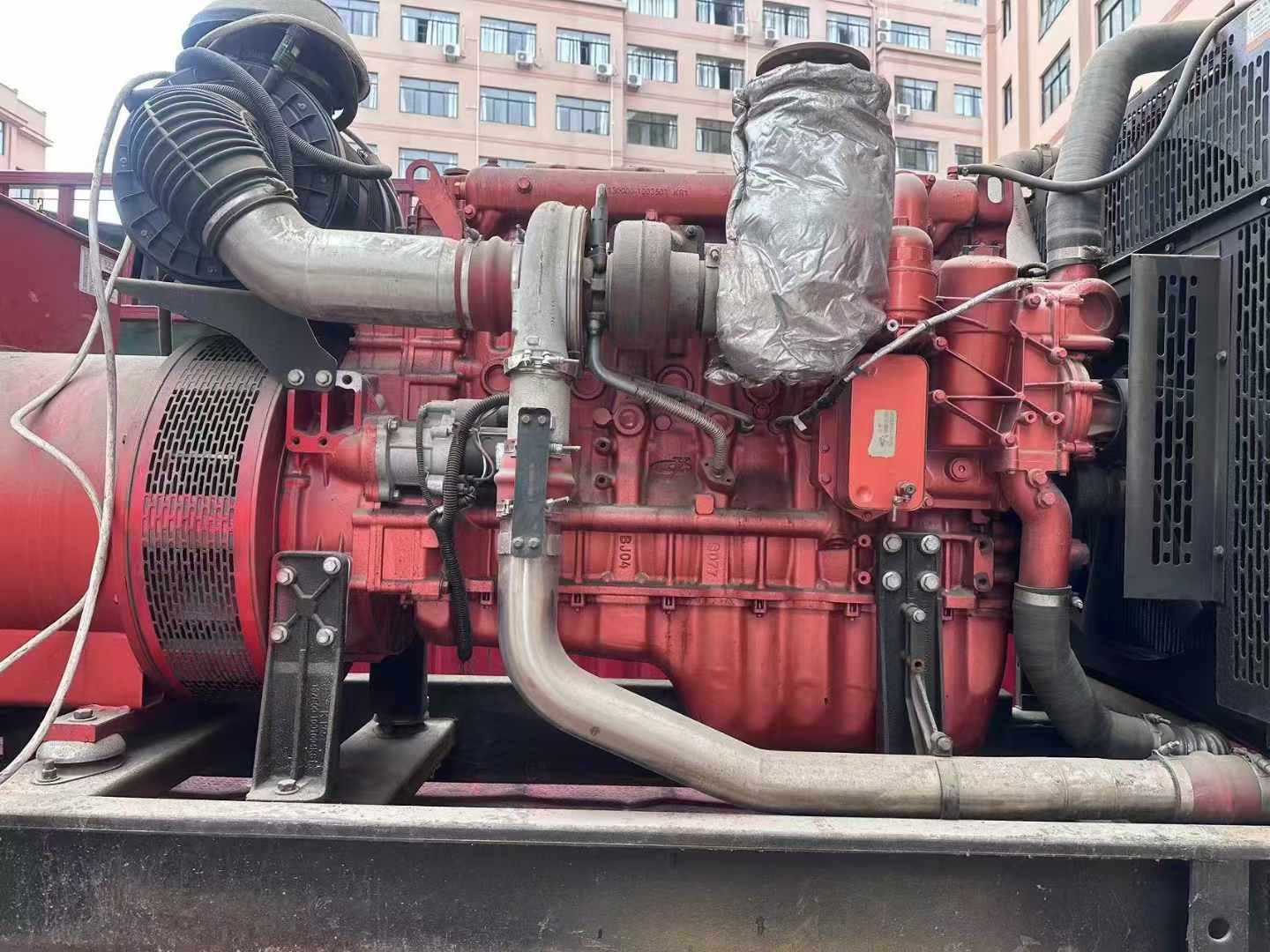 雨城如何选择适合 600kW 柴油发电机组的过载保护器？